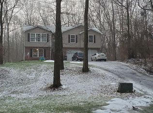 730 Mount Rock Rd, Carlisle, PA 17015