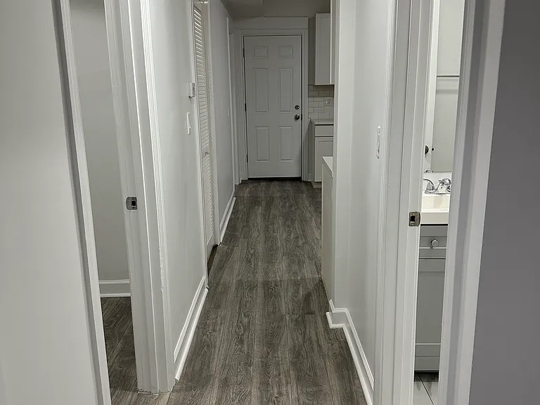 2331 W Superior St #GU — Photo 5