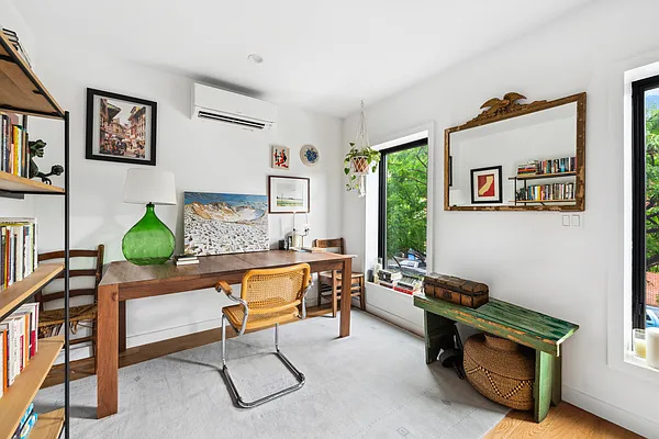 Rented by SERHANT. | media 3