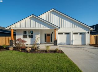 980 SW 14th Cir, Troutdale, OR 97060