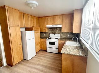 560 26th Ave APT 8, San Francisco, CA 94121