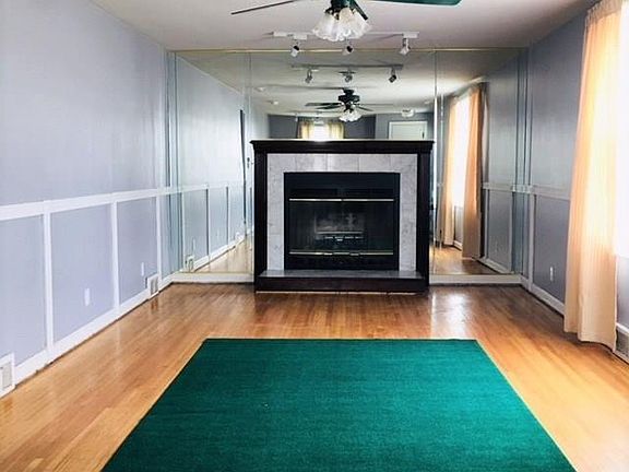 3rd image of 615 Highland Ave