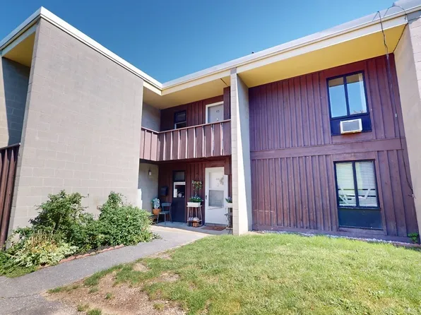 315 Neponset St APT 45, Norwood, MA 02062
