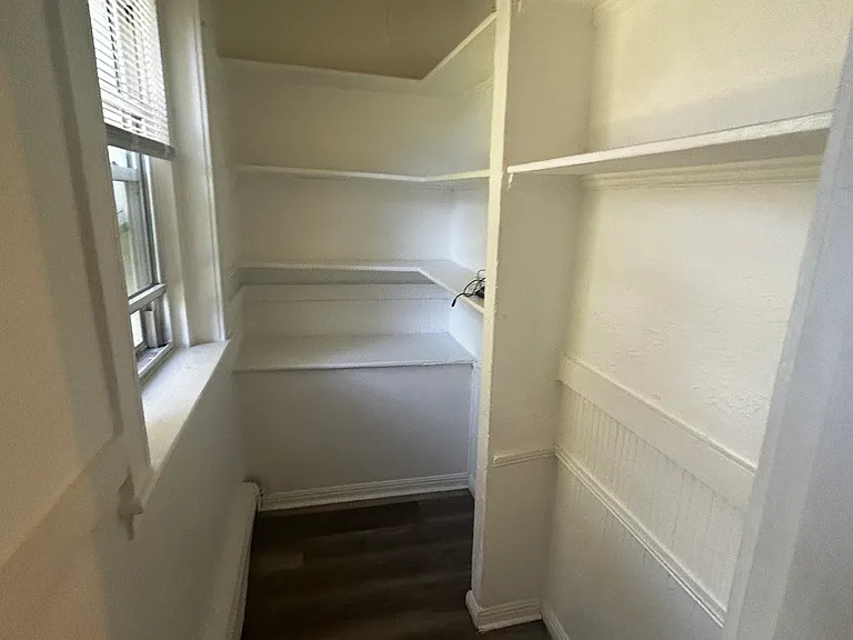 98 Woodledge St #3 — Photo 4