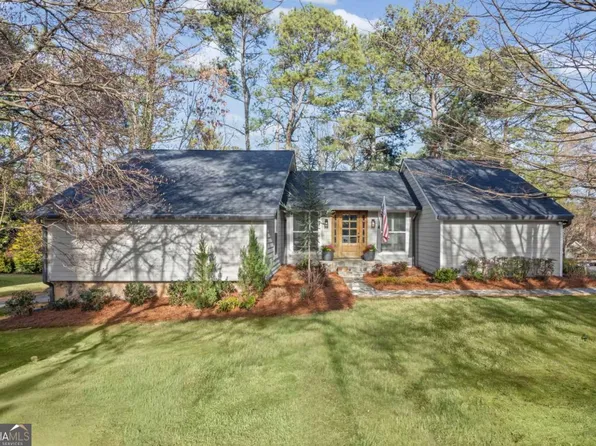 1611 Canton Hills Cir, Marietta, GA 30062