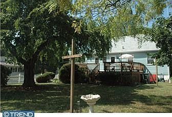 3rd image of 3428 Cranston Ave