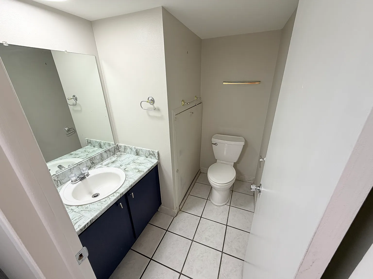20147 Cumberland Ct — Photo 4