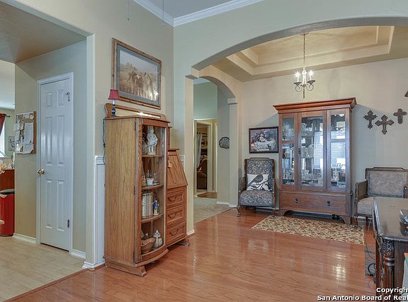 3rd image of 26314 Cuyahoga Cir