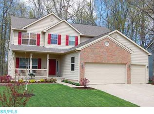 810 Wedgewood Dr, Marysville, OH 43040