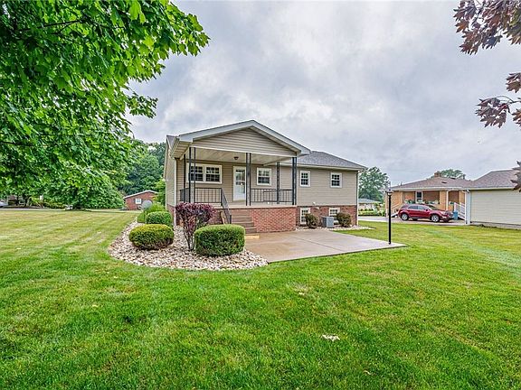 2nd image of 112 Meadow Dr