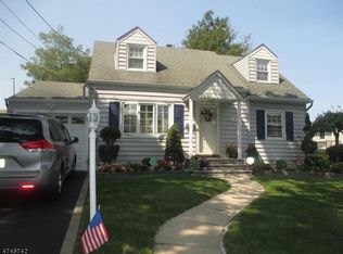 12 Surrey Ln, Clifton, NJ 07012