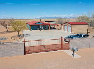 89 San Francisco Ave, Los Lunas, NM 87031