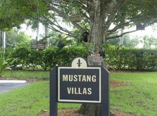 8561 Mustang Dr, Naples, FL 34113
