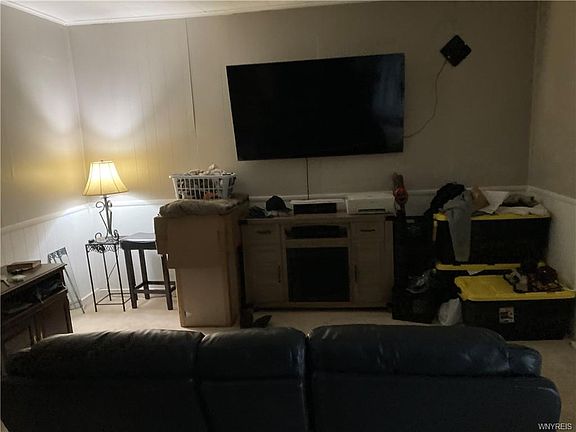 3rd image of 117 Hubbell Ave
