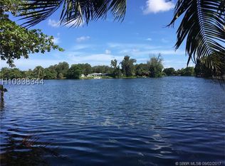 4520 SW 30th St, West Park, FL 33023