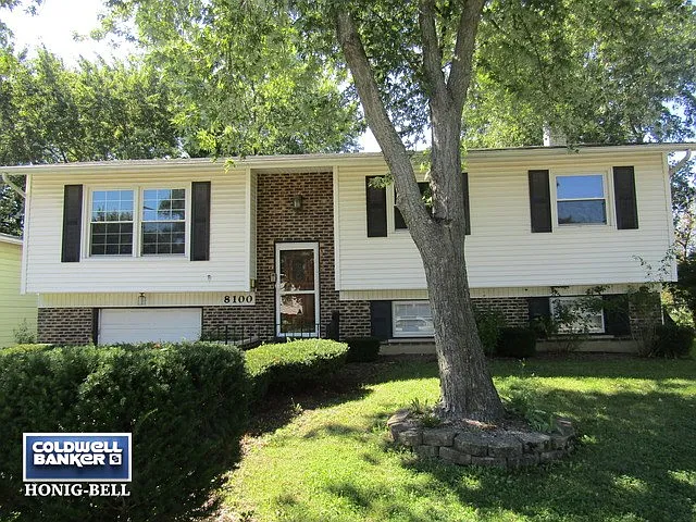 8100 Northway Dr photo 1