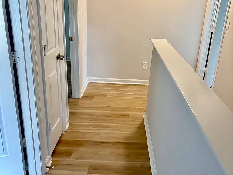 10 Kilburn Ln — Photo 23