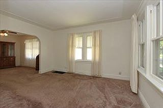 5th image of 2022 Swensberg Ave NE