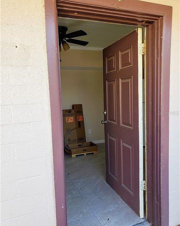 1st image of 114 E Rich Ave