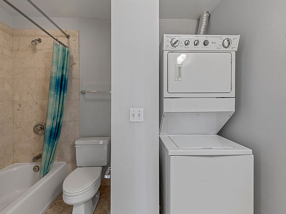 5th image of 3301 Park Ave APT 101
