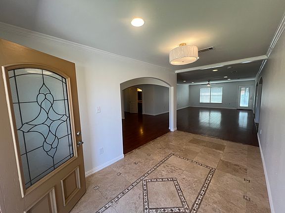 2nd image of 10939 Ivyridge Rd