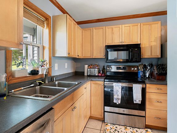 2nd image of 38 Hawley Road Unit 104