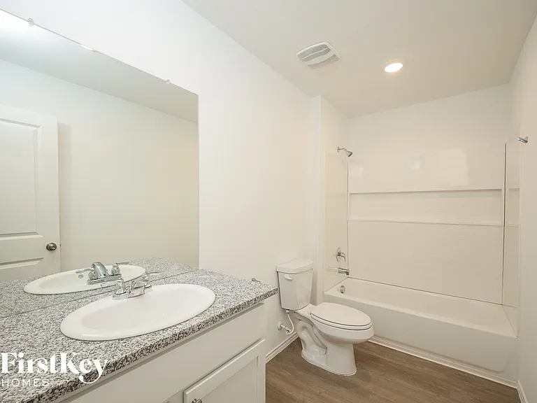 6532 Scarecrow Way — Photo 13