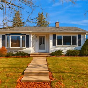 511 Oak STREET, Manitowoc, WI, 54220