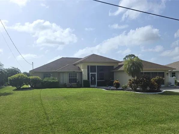 20 Medalist Ct, Rotonda West, FL 33947