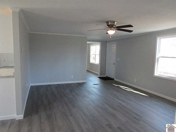 4th image of 6 Sunny Ln