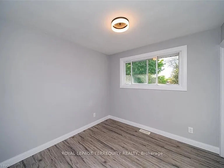 6712 Winston St — Photo 12