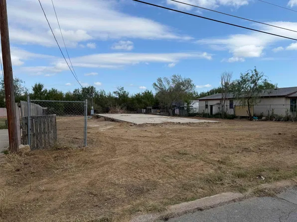 1120 Paseo De Danubio, Laredo, TX 78046