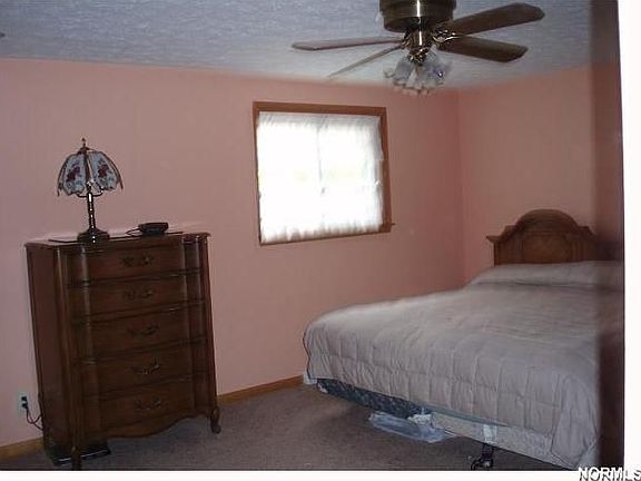 5th image of 8359 Eaton Dr