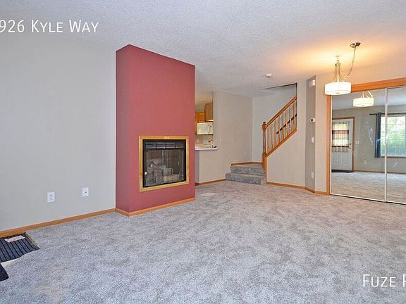 3rd image of 1926 Kyle Way