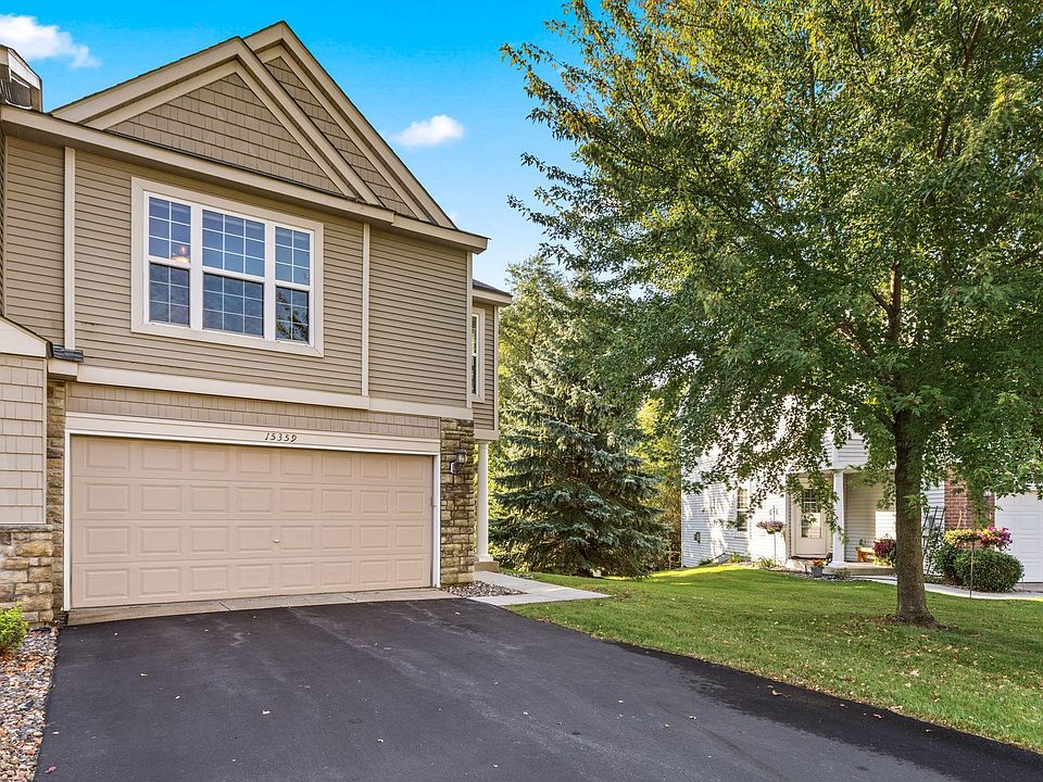 1st image of 15359 Falk Dr N