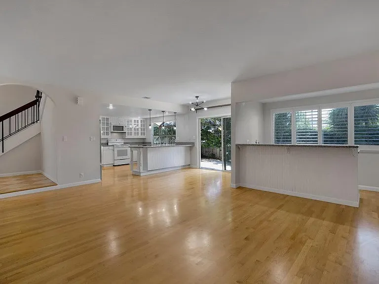 976 Pizarro Ln — Photo 20