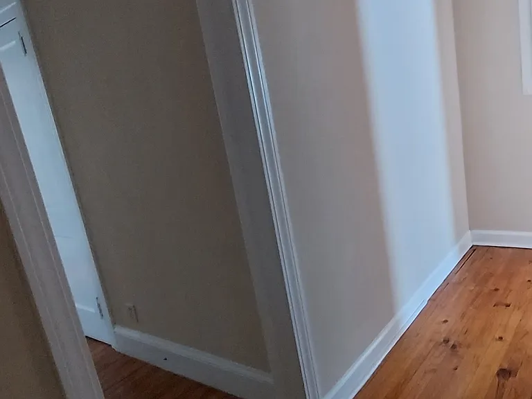110 N Holly St — Photo 11