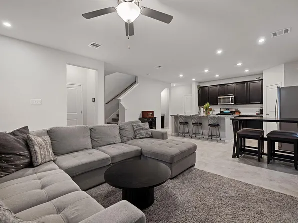 5801 Pleasanton Pkwy, Pflugerville, TX 78660