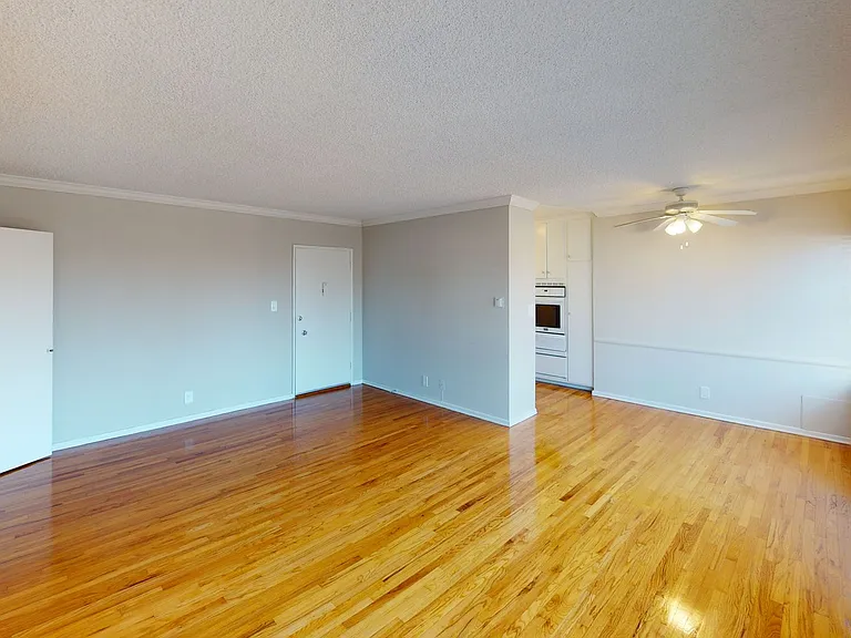 Washington Apartments — Photo 10