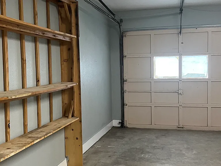 7911 Riata Ave — Photo 40