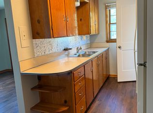 4900 Douglas Ave, Des Moines, IA 50310