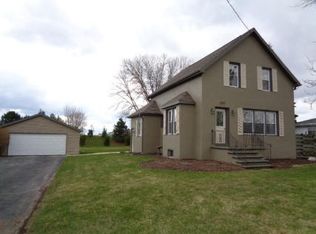 2263 Memorial Dr, Green Bay, WI 54303