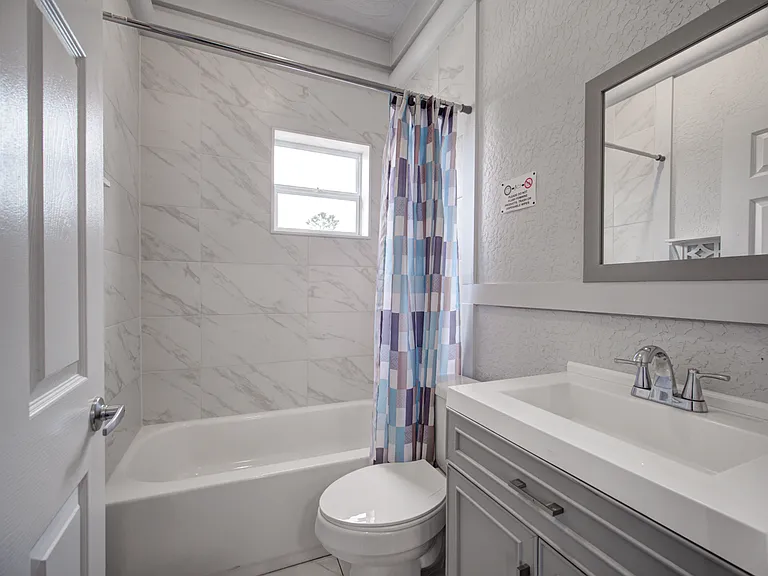 4201 W North A St #14 — Photo 12