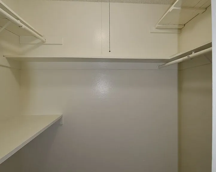 12241 Burbank Blvd — Photo 14