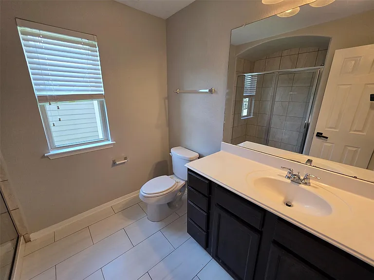 4427 Garden Ridge Ct — Photo 25