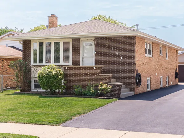 7141 W 72nd St, Chicago, IL 60638
