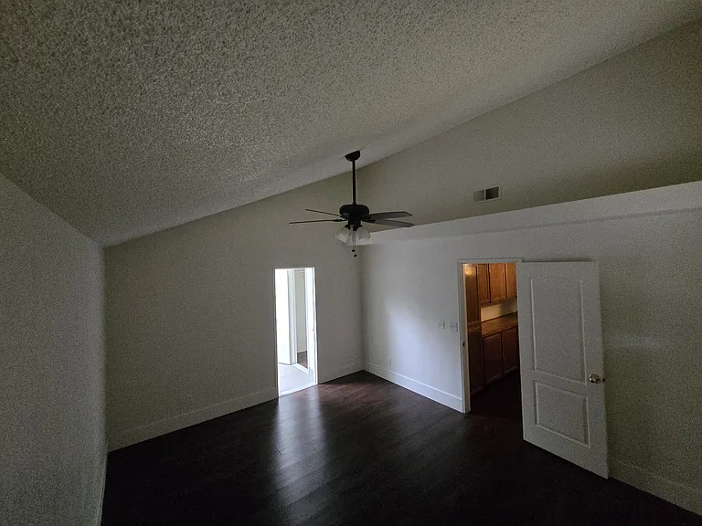 1888 E Deyoung Dr — Photo 17