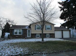 2157 Longport Dr, Maumee, OH 43537