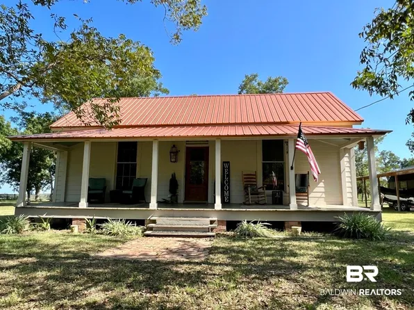 14253 Woodhaven Dairy Rd E, Summerdale, AL 36580
