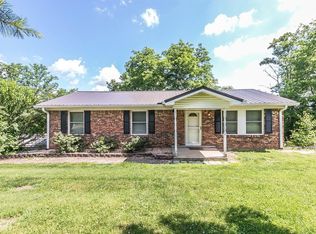 748 Opossum Kingdom Rd, Berea, KY 40403